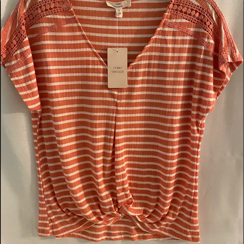 Coral top